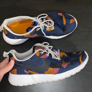 Women’s Nike Shoe Size 7.5